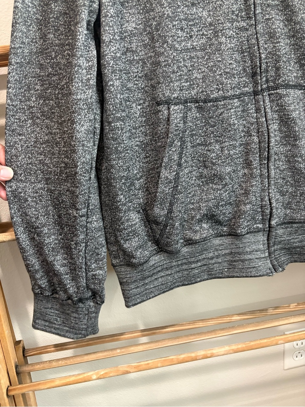 Buckle Black full-zip hoodie size XL - Picture 3 of 7